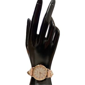 ROCAWEAR stainless steel water resistant light pink wristband woman  wristwatch